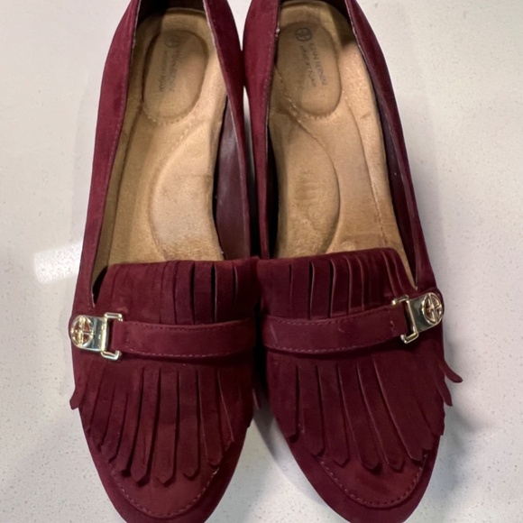 NEW Burgandy Suede Giani Bernini Size 10 Memory foam 2” heels never worn - Picture 13 of 16
